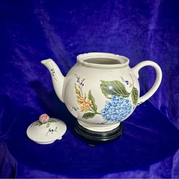 Princess House Vintage Garden Teapot - Picture 8 of 12